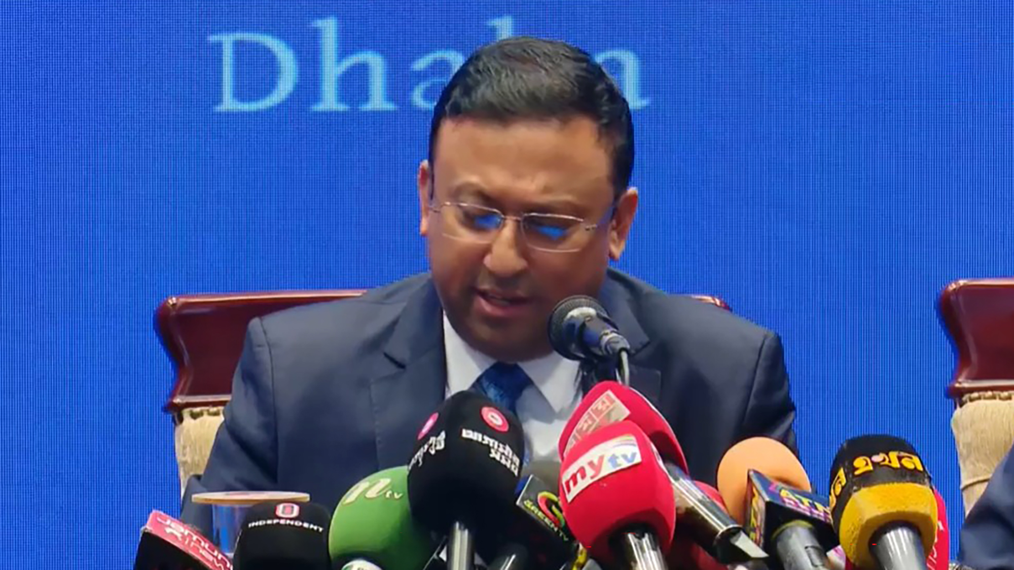 বাইরের চাপে বোয়িং কেনার কথা নাকচ করলেন পররাষ্ট্র প্রতিমন্ত্রী